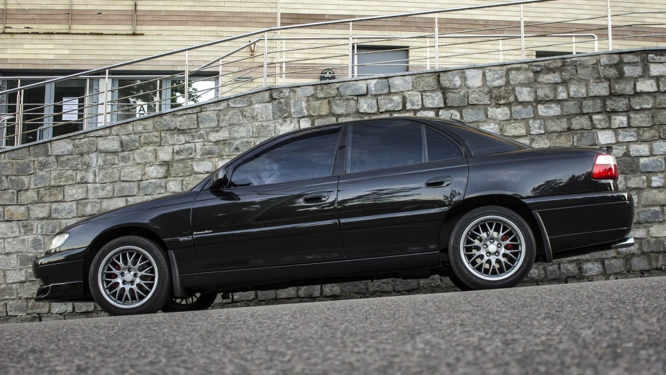 Opel Omega 2.2 MIDNIGHT BLACK 3
