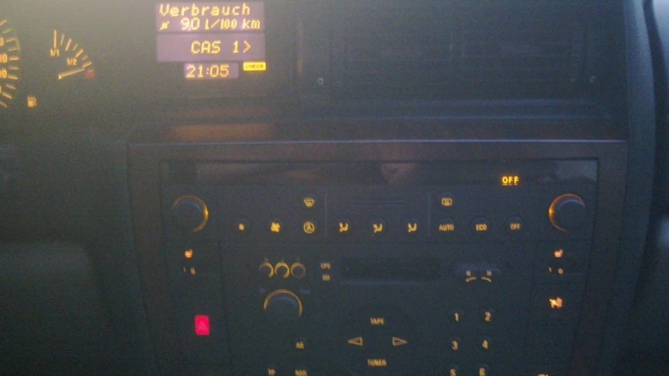 Opel Omega 2.2I 5