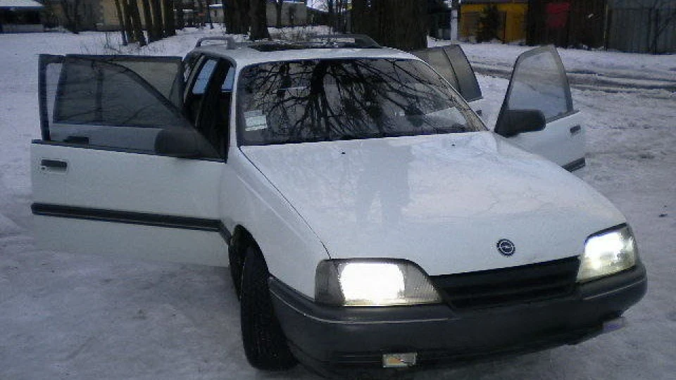 Opel Omega 2.3 дизель універсал 3