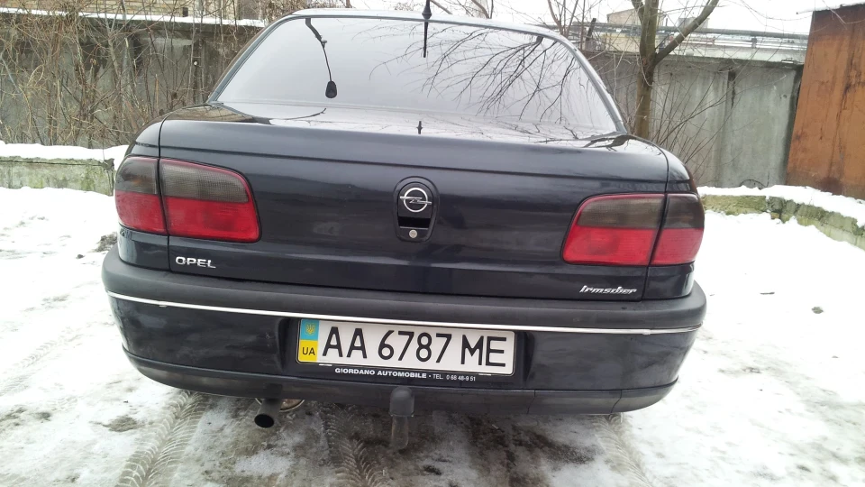 Opel Omega 2.5 V6 Чорна куля 2