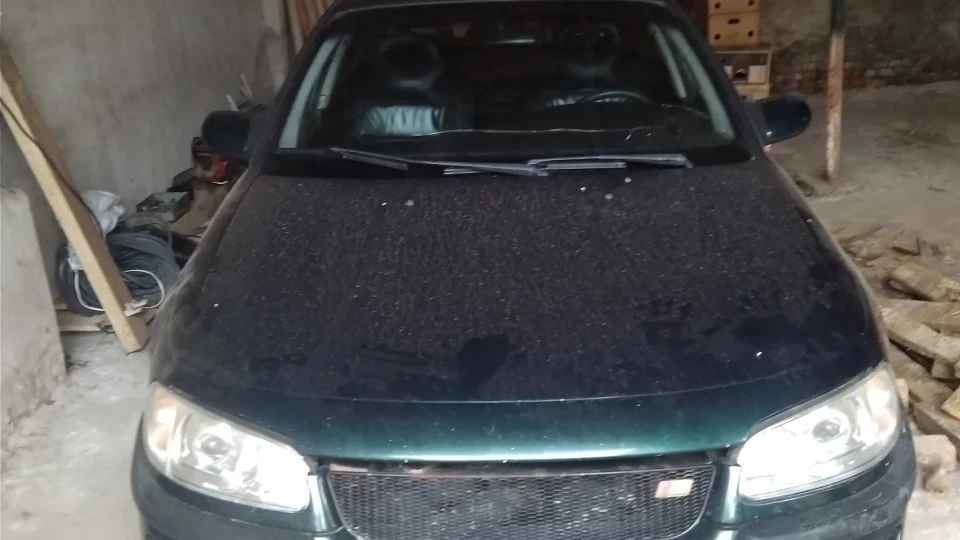Opel Omega 2.5 V6 3