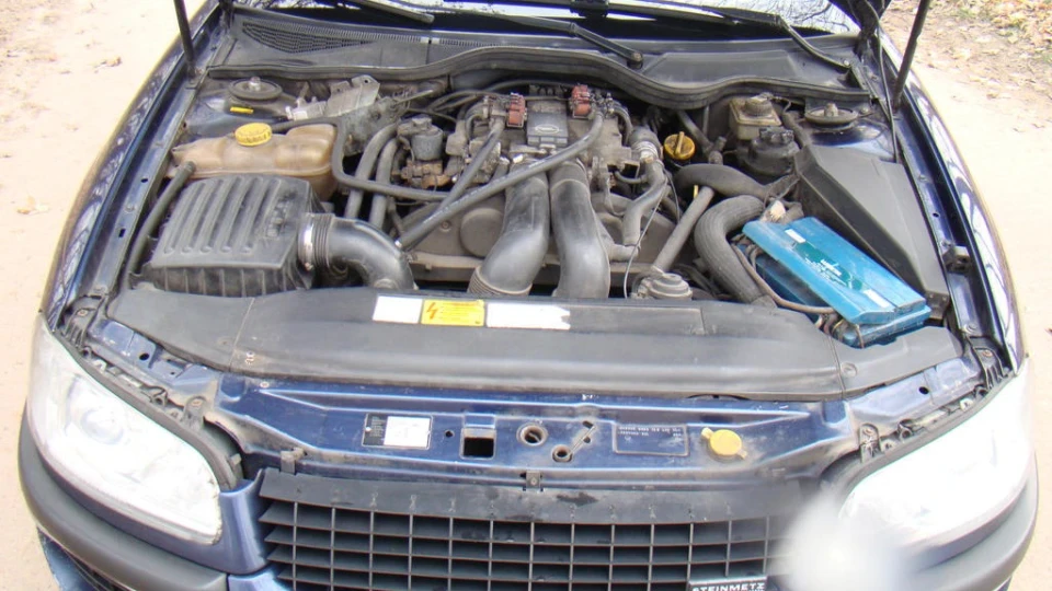 Opel Omega 2,5 V6