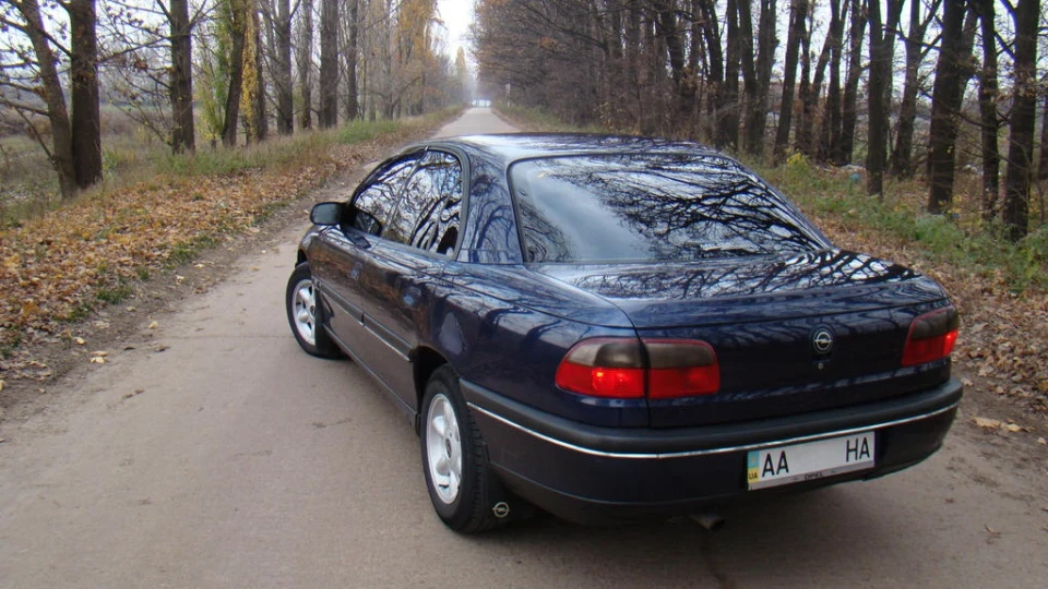 Opel Omega 2,5 V6 2
