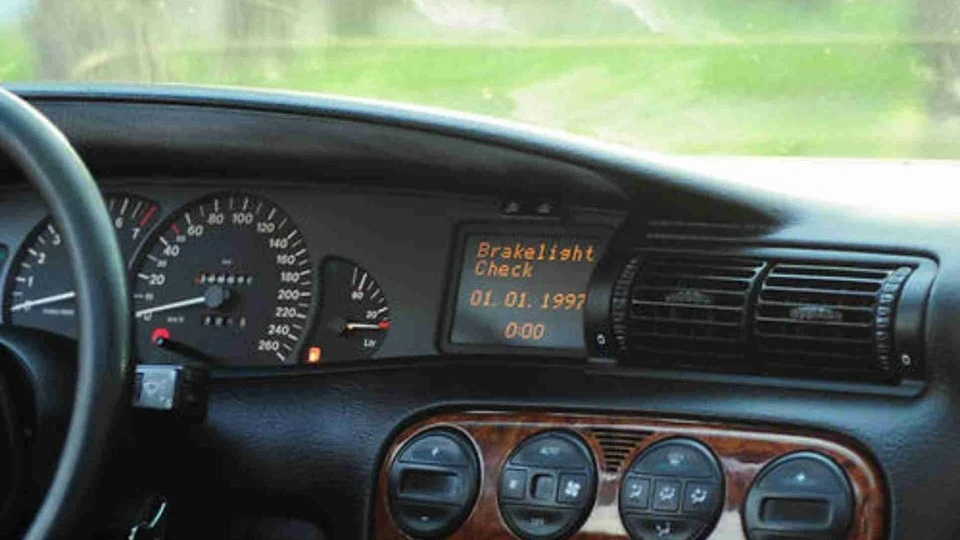 Opel Omega 2.5 V6i 3