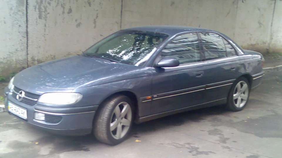 Opel Omega 2,5 2