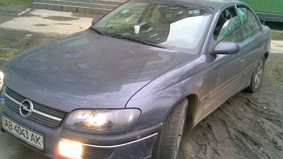 Opel Omega 2,5 3