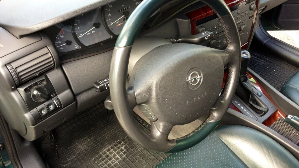Opel Omega 2.5DTI (DESIGN-EDITION) 3