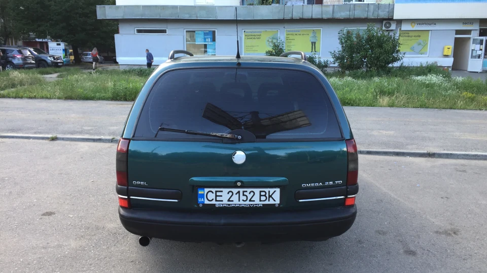 Opel Omega 2.5TD Caravan 3