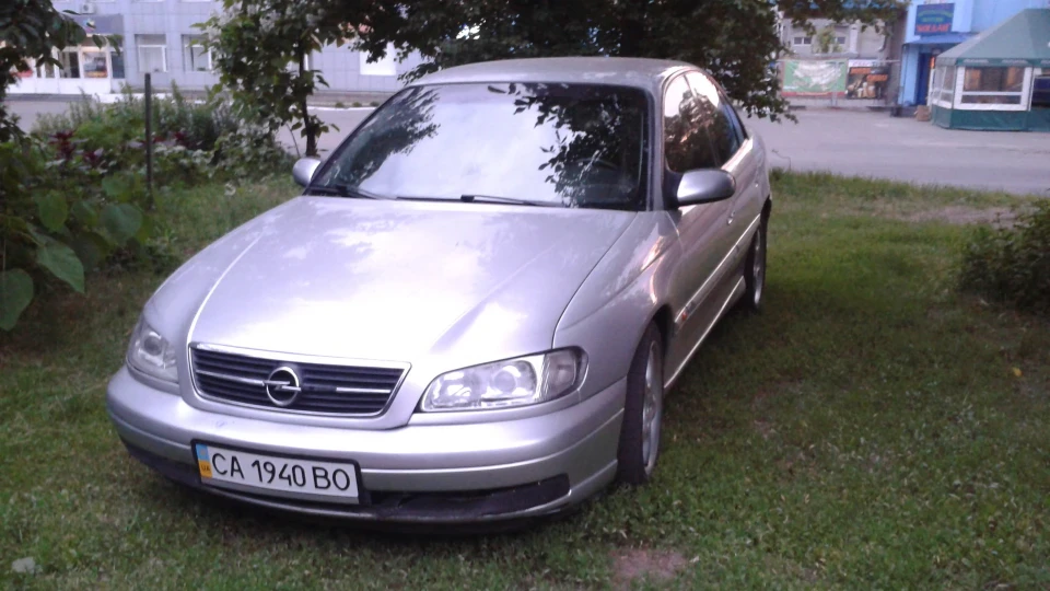 Opel Omega 2.5v6 < 3.0v6 2014 2