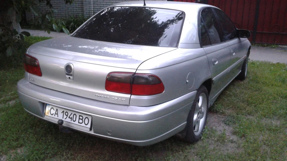 Opel Omega 2.5v6 < 3.0v6 2014 4