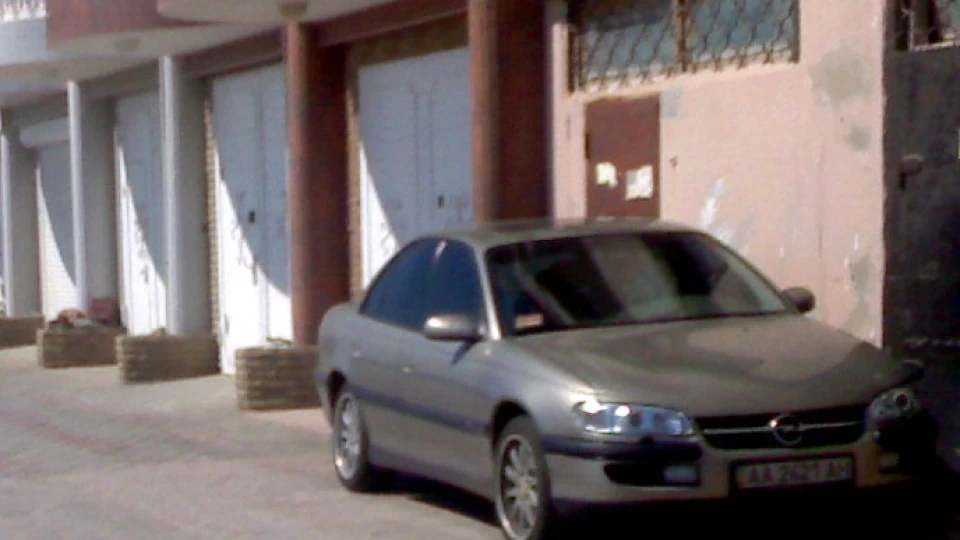 Opel Omega 2.5V6 ручка