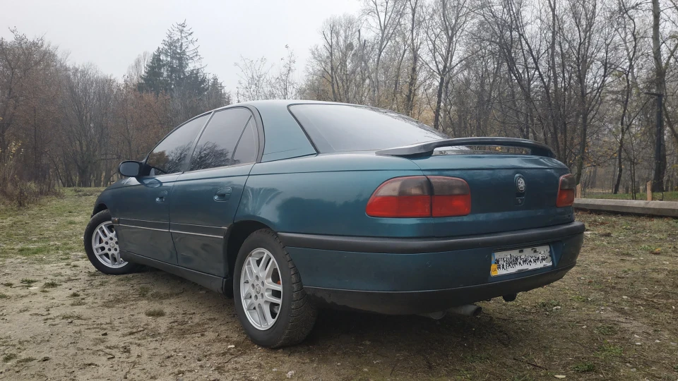 Opel Omega 2.5V6 5