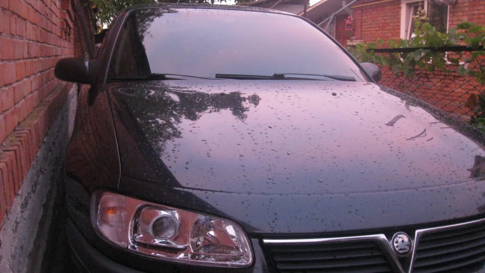 Opel Omega 2.5v6 2