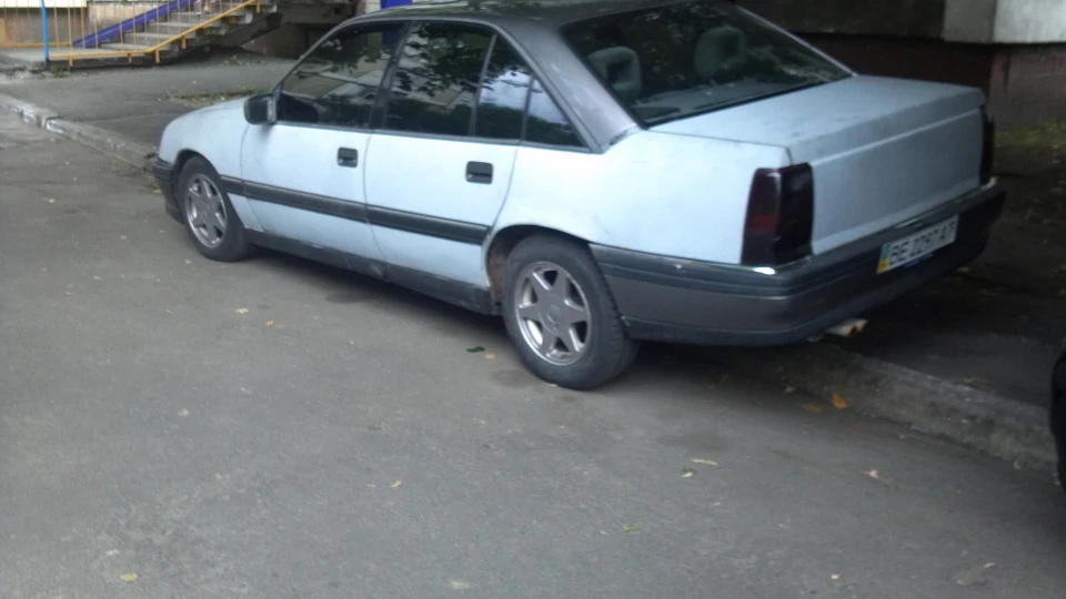Opel Omega 2.6 Dual Ram 3