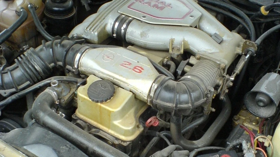 Opel Omega 2.6i CD 2