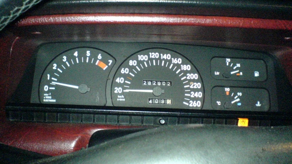 Opel Omega 2.6i CD 3