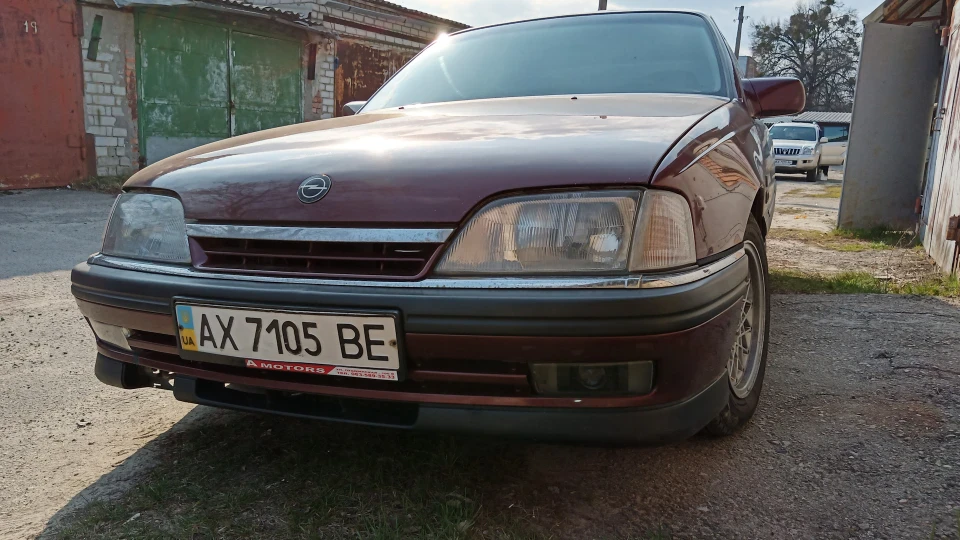 Opel Omega 2.6i 2