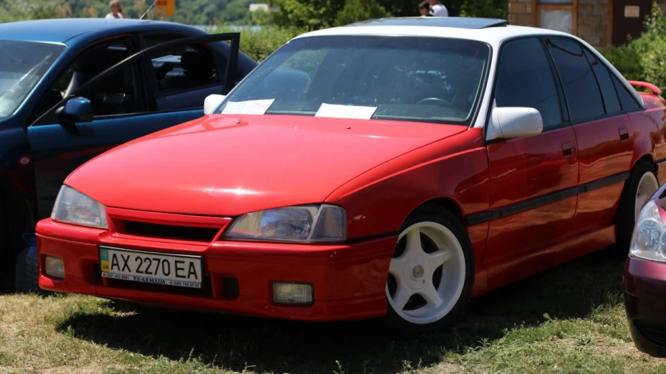 Opel Omega 3.0-24 V 3