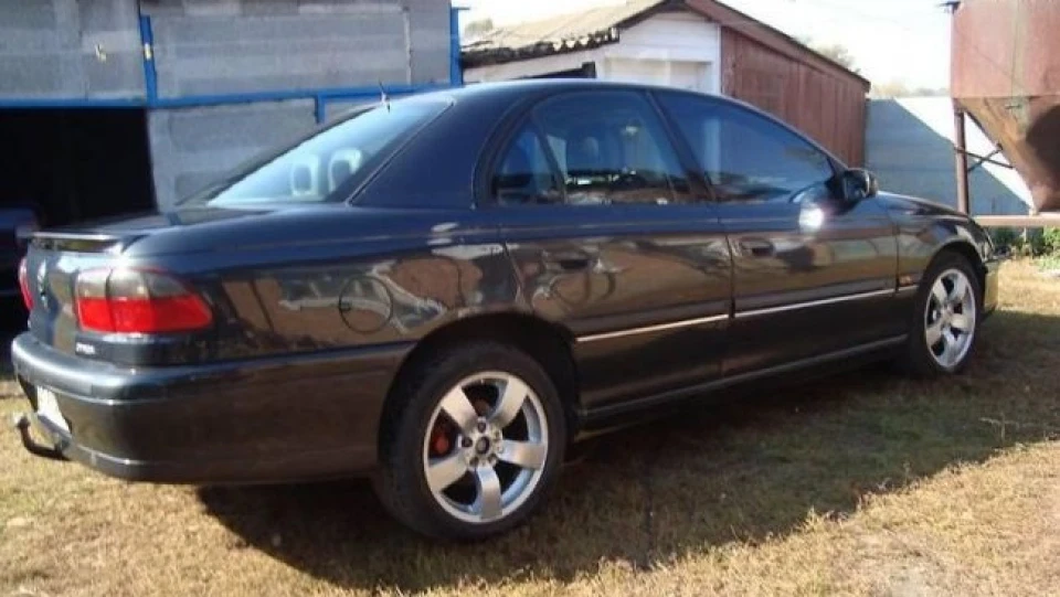 Opel Omega 3.0 АТ