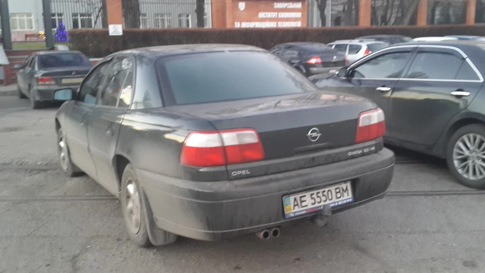 Opel Omega 3,0 Executive 4