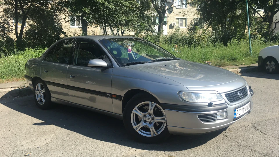 Opel Omega 3.0 MV6 2