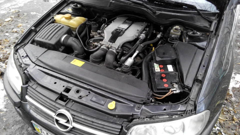 Opel Omega 3.0 V6 4