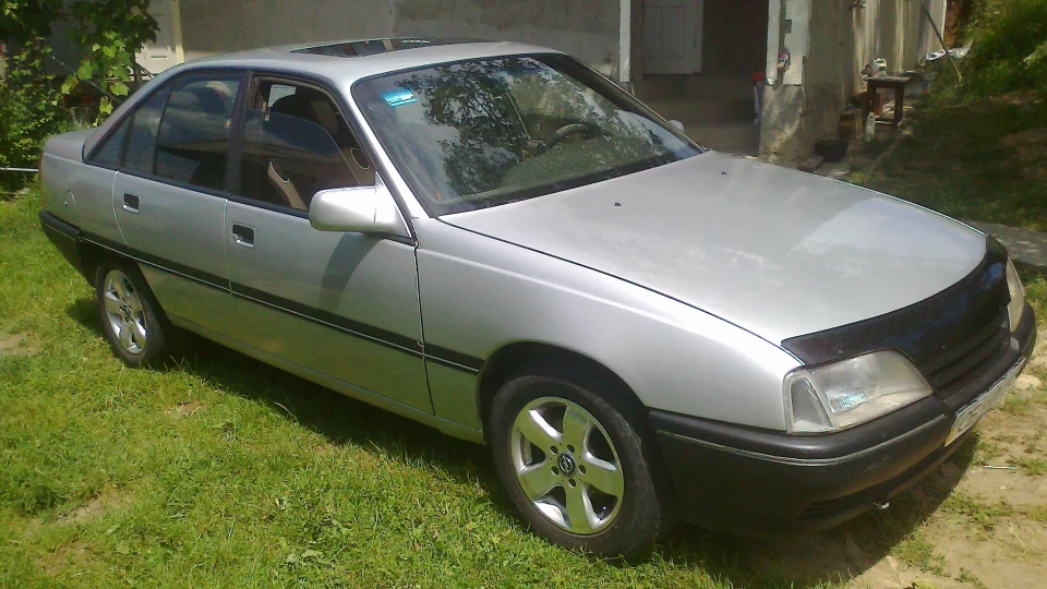 Opel Omega 3.0 3
