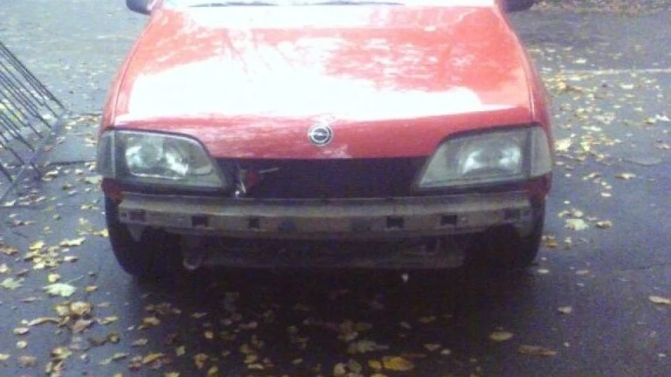 Opel Omega 3000 4