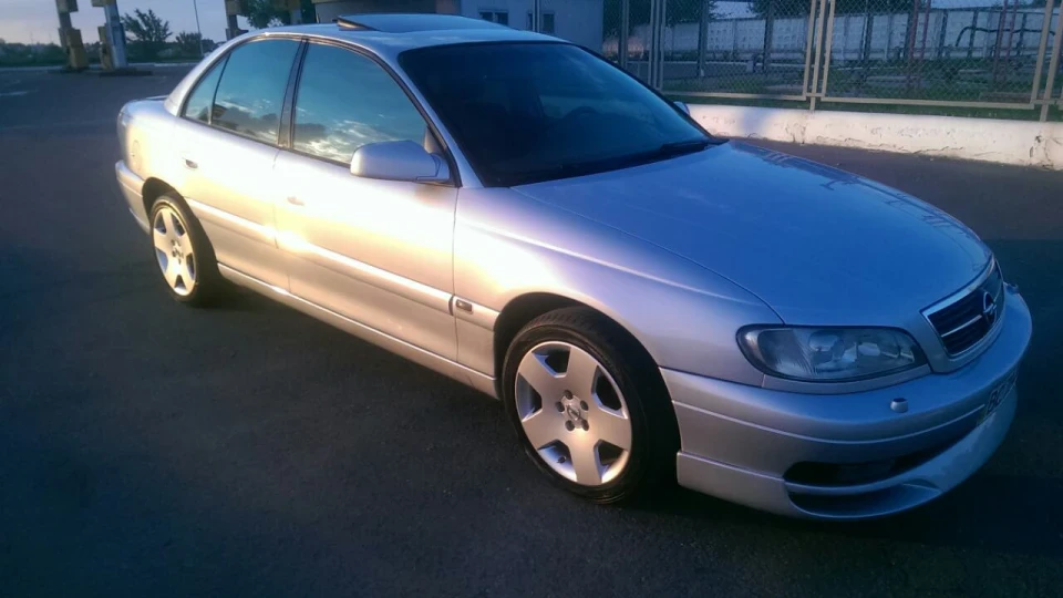 Opel Omega 3.0.V6. 3