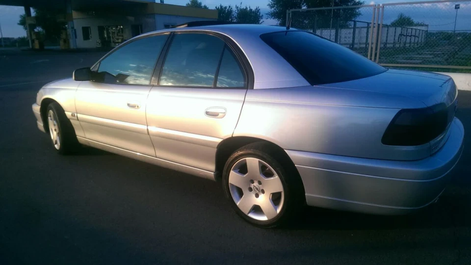 Opel Omega 3.0.V6. 4