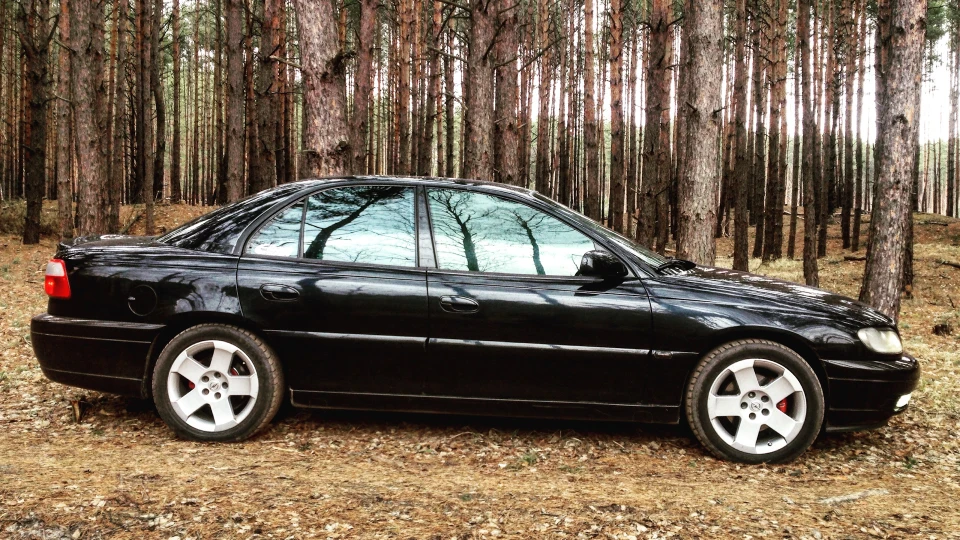 Opel Omega 3.2 Irmscher 4