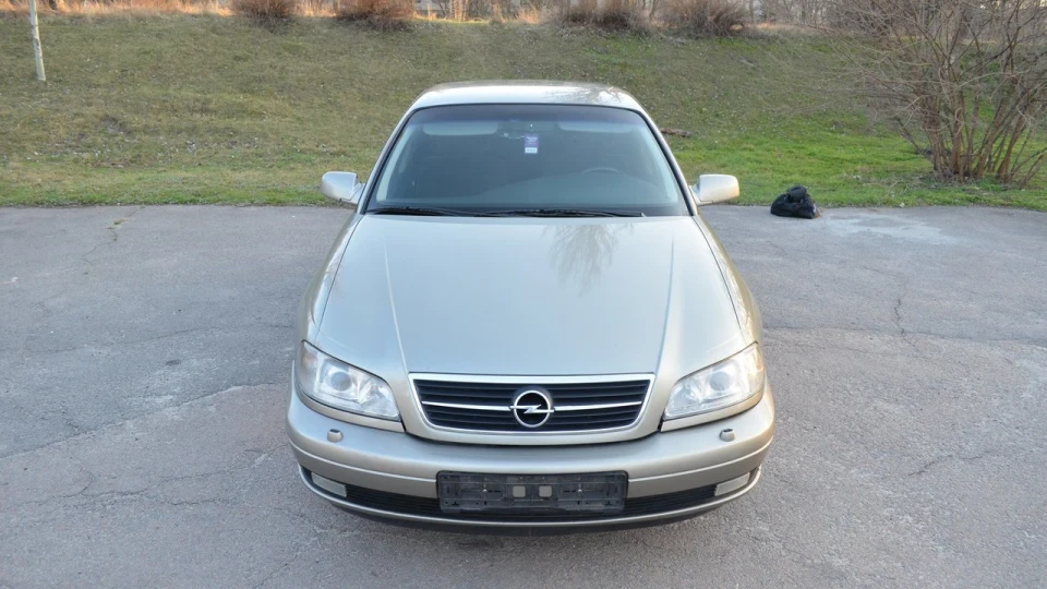 Opel Omega 3.2 V6 МКПП 2