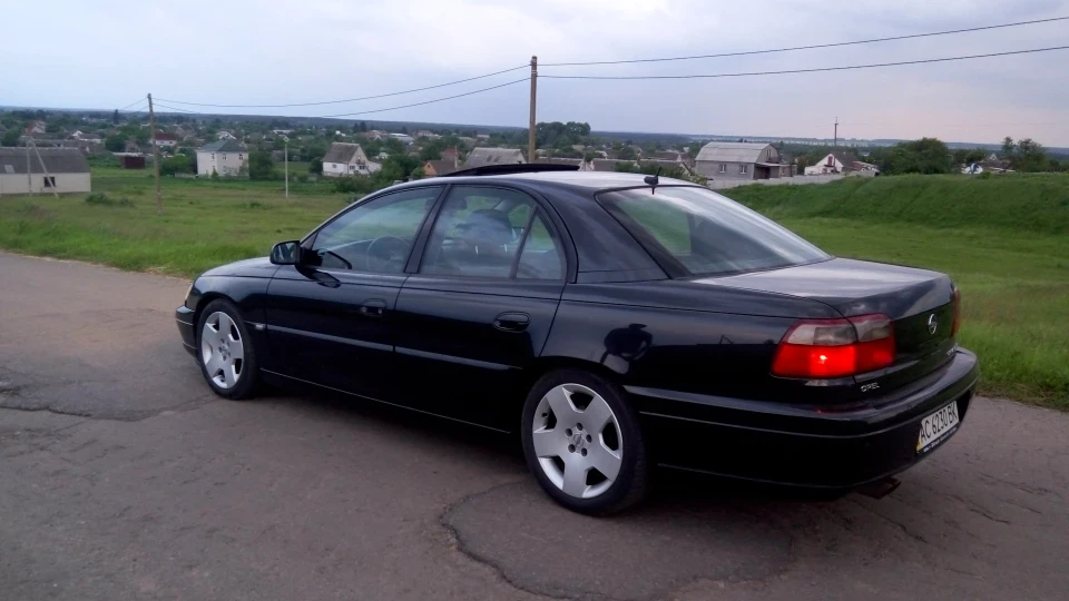 Opel Omega 3.2 V6 3