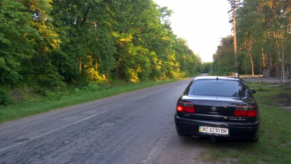 Opel Omega 3.2 V6 5