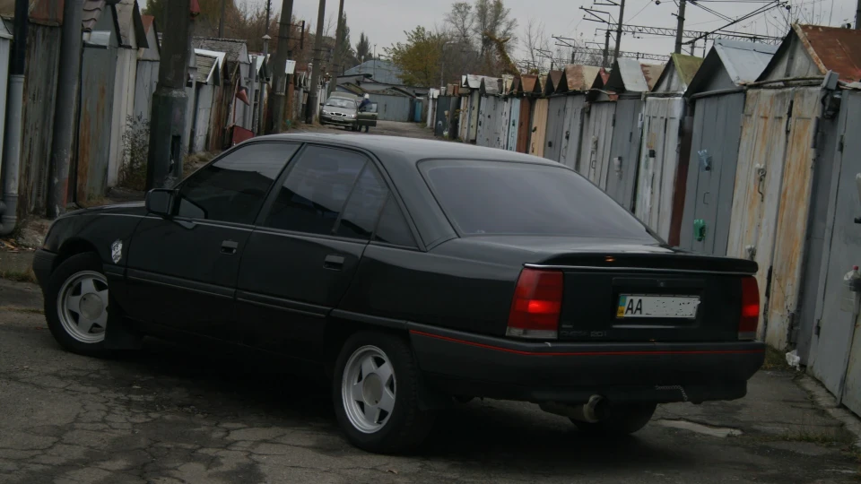 Opel Omega __А__ 3