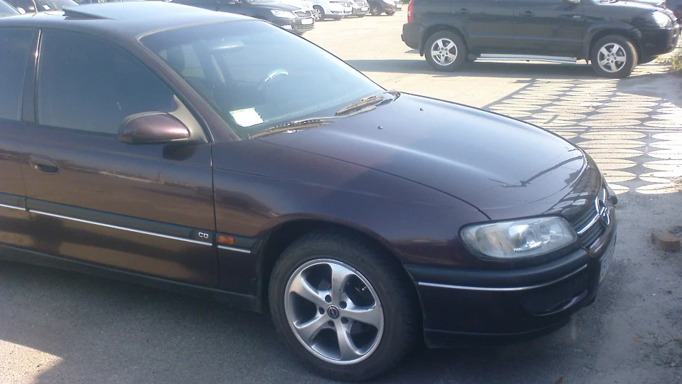 Opel Omega B 2.0 16V 3