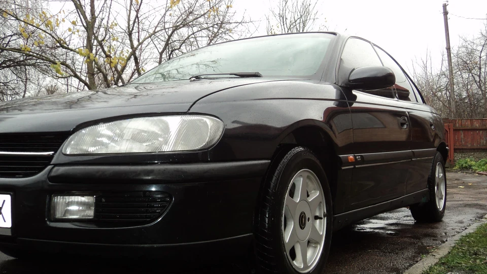 Opel Omega B 2.0 2