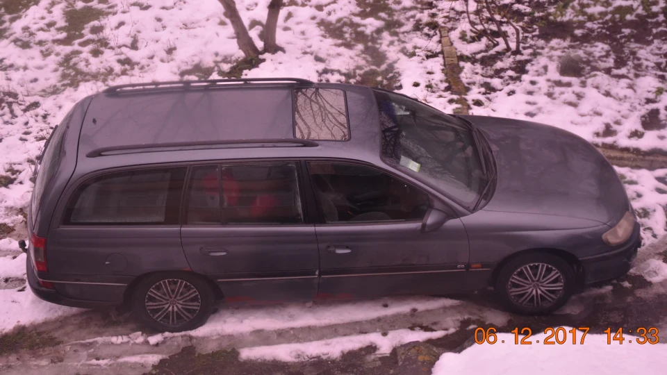 Opel Omega B Caravan CD V6 2