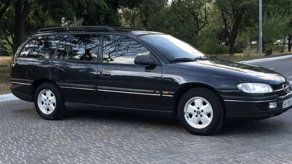 Opel Omega B Caravan X20XEV AT 2