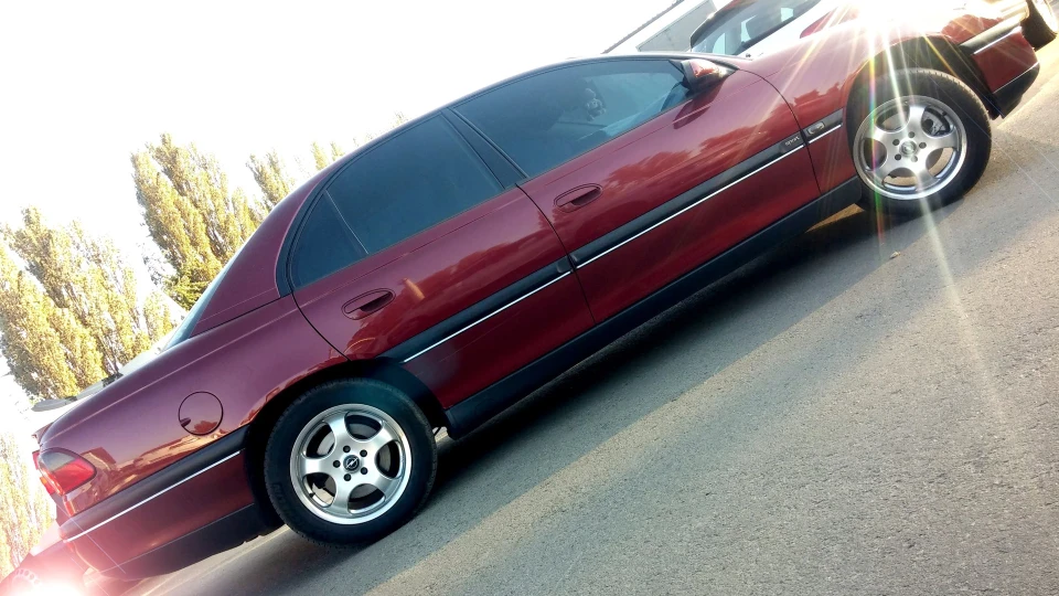 Opel Omega b1 3
