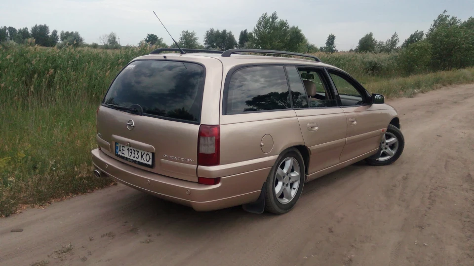 Opel Omega BeigeFrau 4