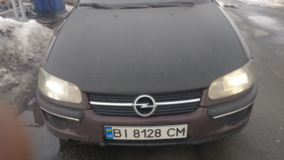 Opel Omega Бешеччка 3