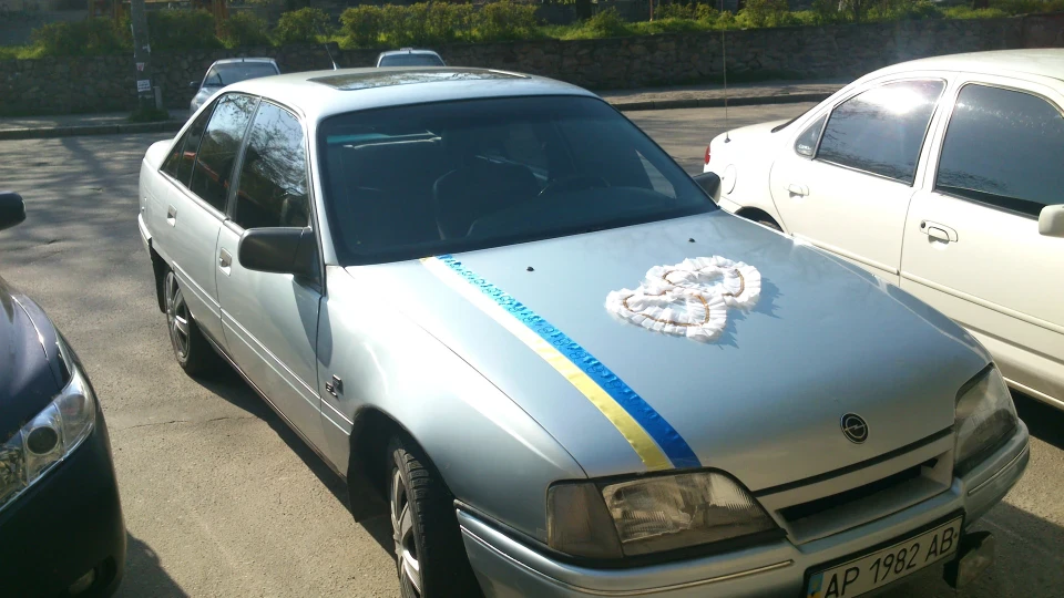 Opel Omega Велике сіре відро 3