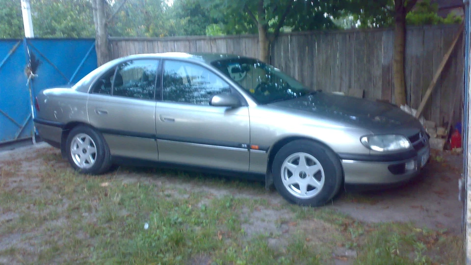 Opel Omega БУБОЧОК 2