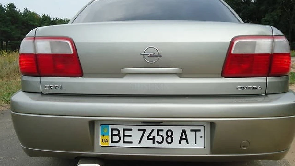 Opel Omega Bullet! 4