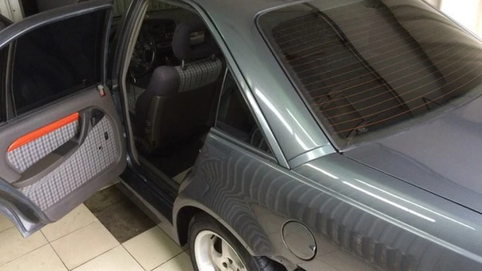 Opel Omega Буся
