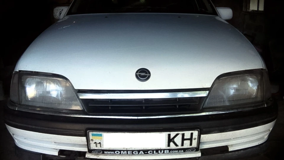 Opel Omega C20NE "GL DIAMANT" 2