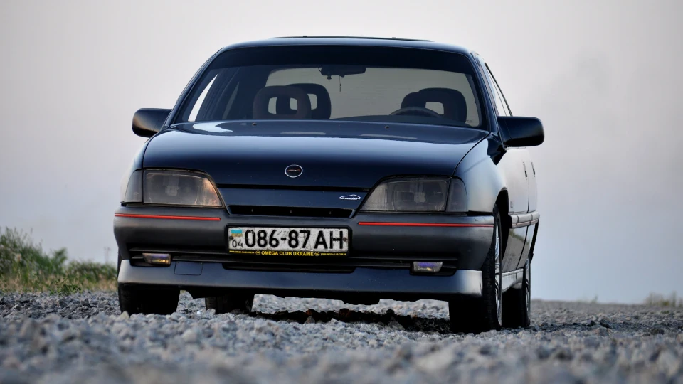 Opel Omega C20NE Irmscher