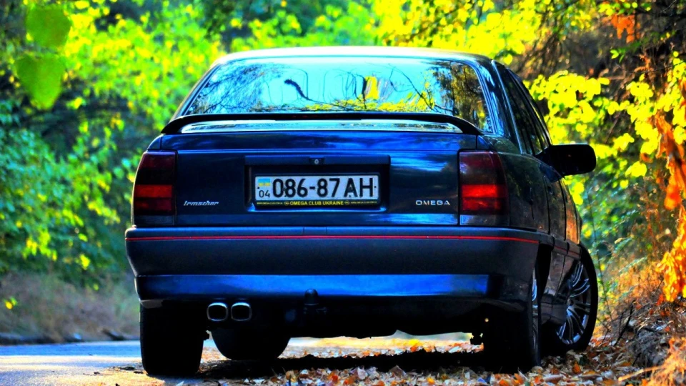 Opel Omega C20NE Irmscher 3