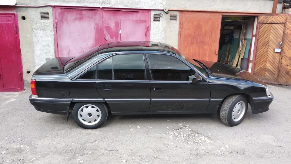 Opel Omega C20NE 2